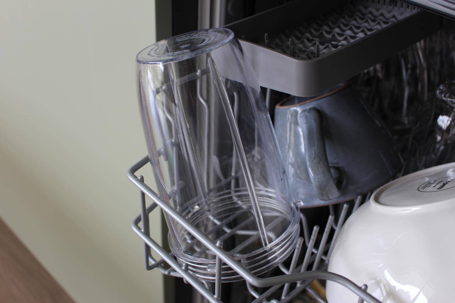 Nutribullet Zubehoer in der Spuelmaschine